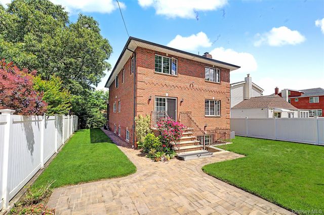 246-12 Cambria Avenue, Little Neck, NY 11362