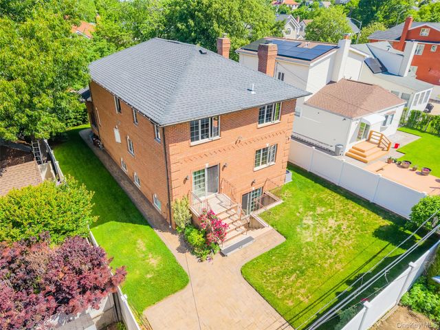 246-12 Cambria Avenue, Little Neck, NY 11362