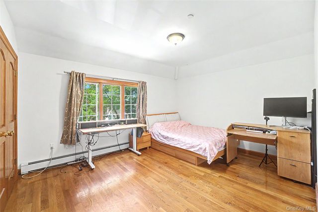 246-12 Cambria Avenue, Little Neck, NY 11362