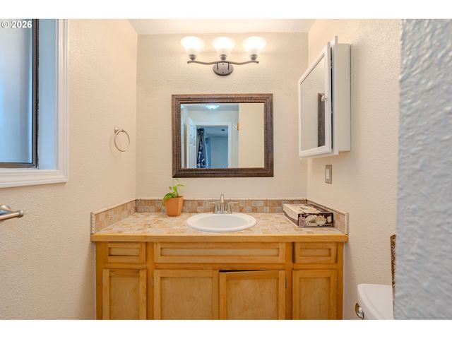 918 Nw 89TH St, Vancouver, WA 98665