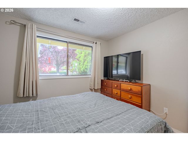 918 Nw 89TH St, Vancouver, WA 98665