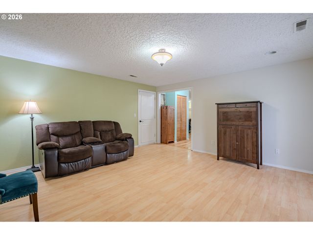 918 Nw 89TH St, Vancouver, WA 98665