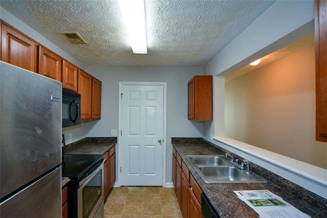 4103 Fairington Club Drive, Lithonia, GA 30038