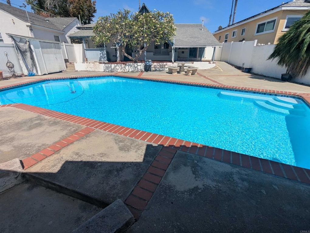 1219 Chalcedony, San Diego, CA 92109 — photo 3