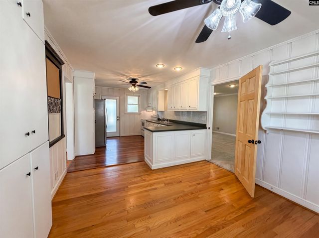 3006 Hilldale Road, West Columbia, SC 29170