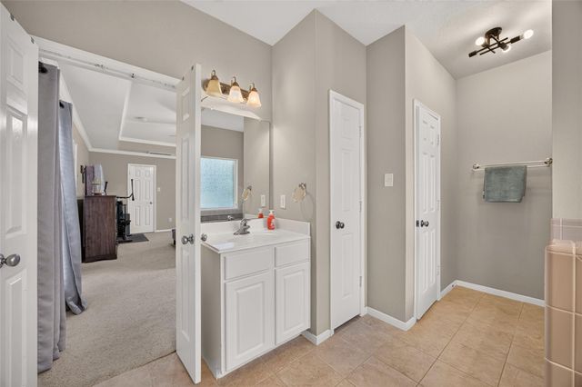 2410 Falcon Knoll Lane, Katy, TX 77494