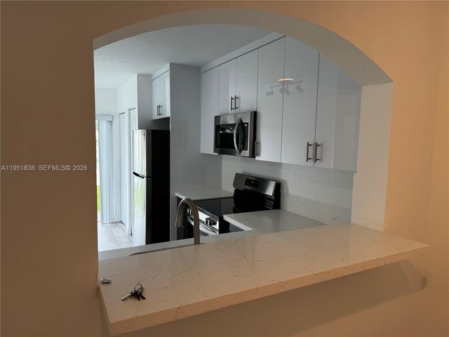 2650 SE 12th Pl 105, Homestead, FL 33035