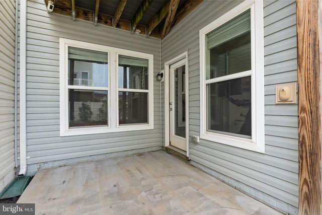 7813 BAKERS CREEK LN, Hanover, MD 21076