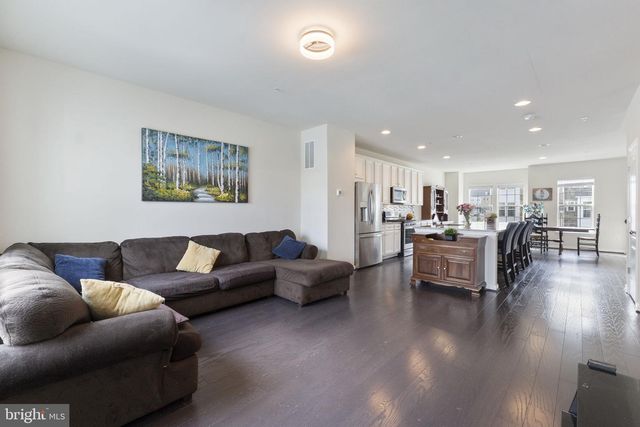 7813 BAKERS CREEK LN, Hanover, MD 21076
