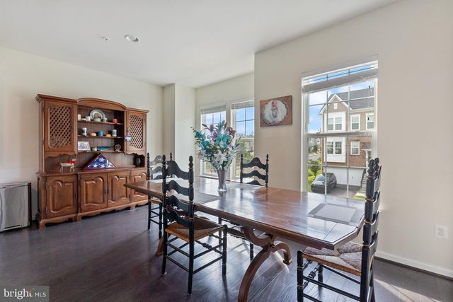 7813 BAKERS CREEK LN, Hanover, MD 21076