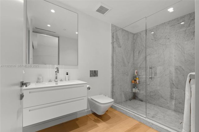 6800 Fisher Island Drive 6842, Miami Beach, FL 33109