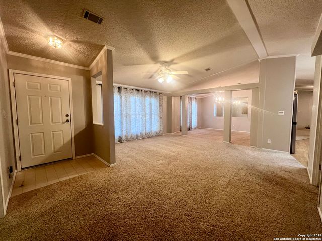 445 South Trail, Pleasanton, TX 78064