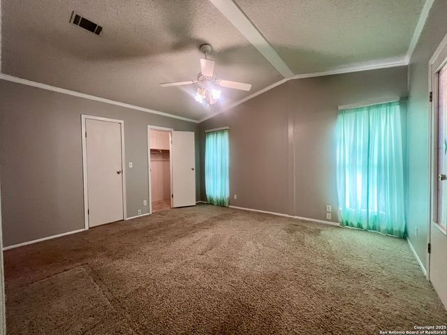 445 South Trail, Pleasanton, TX 78064