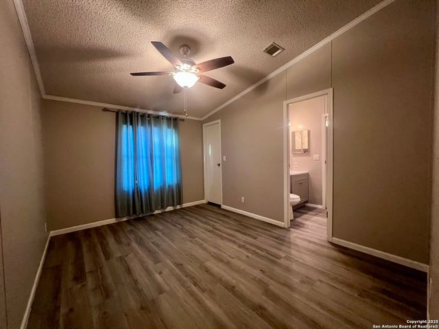 445 South Trail, Pleasanton, TX 78064