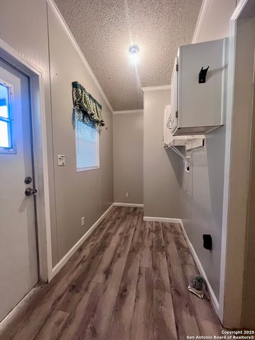 445 South Trail, Pleasanton, TX 78064