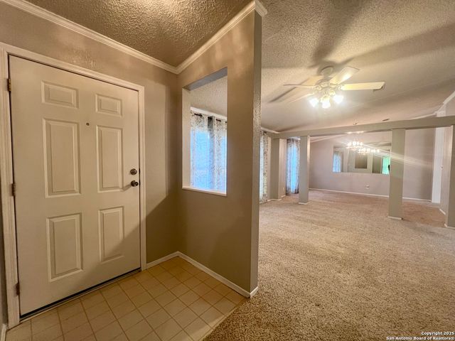 445 South Trail, Pleasanton, TX 78064