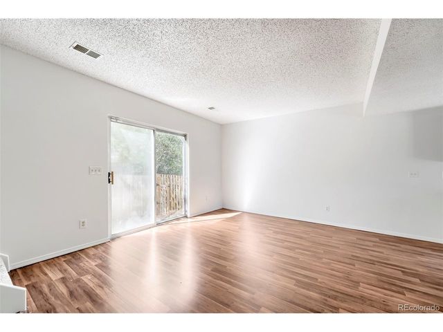 1543 S Ouray Cir C, Aurora, CO 80017