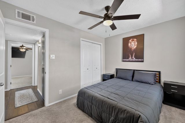 609 Grecian Lane NW, Albuquerque, NM 87107