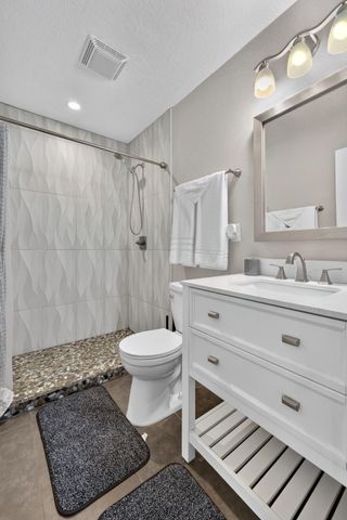609 Grecian Lane NW, Albuquerque, NM 87107
