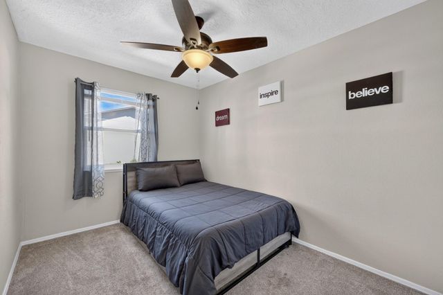 609 Grecian Lane NW, Albuquerque, NM 87107