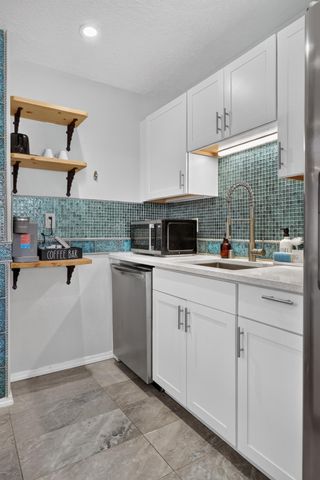 609 Grecian Lane NW, Albuquerque, NM 87107
