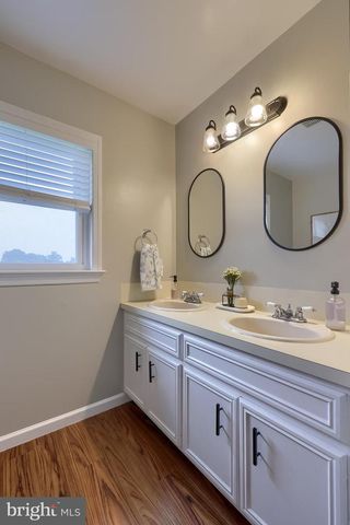 561 FRIENDSHIP AVE, Lancaster, PA 17601