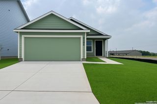 2404 Hunter Peak, New Braunfels, TX 78130
