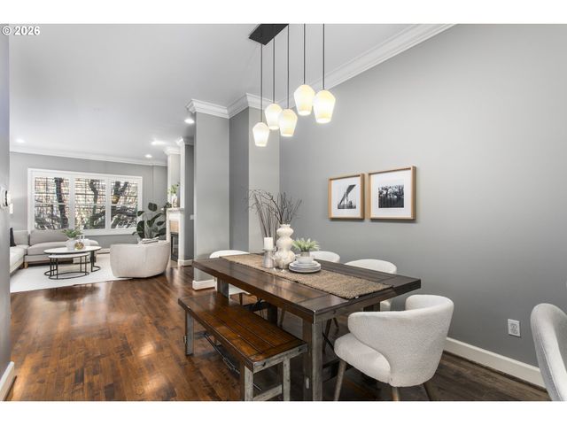 1936 Nw OVERTON St, Portland, OR 97209