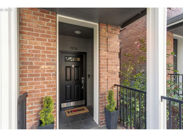 1936 Nw OVERTON St, Portland, OR 97209