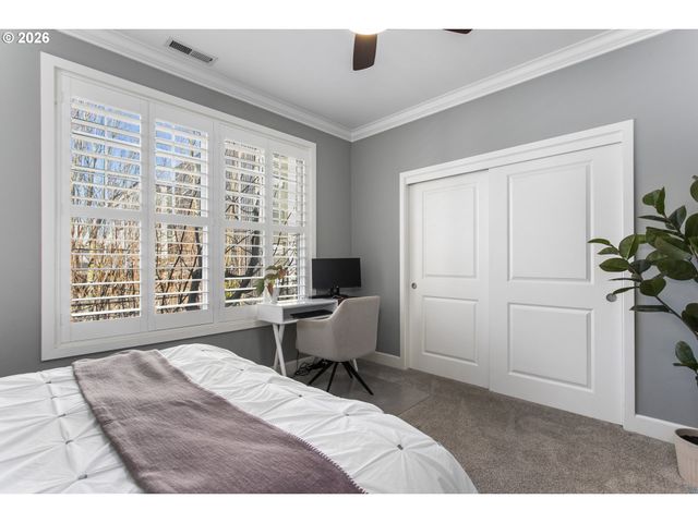 1936 Nw OVERTON St, Portland, OR 97209