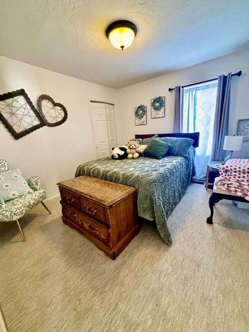 7433 El Morro Road NE, Albuquerque, NM 87109