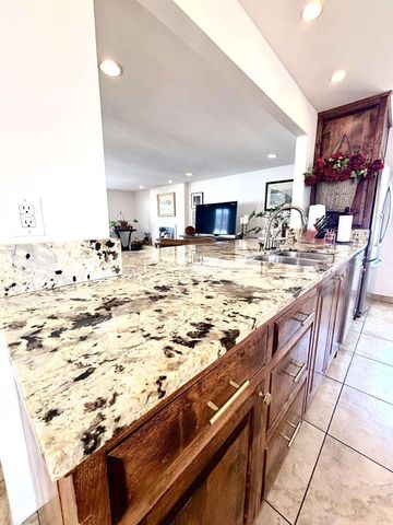 7433 El Morro Road NE, Albuquerque, NM 87109