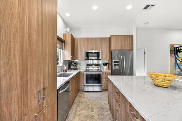 53605 Avenida Navarro, La Quinta, CA 92253