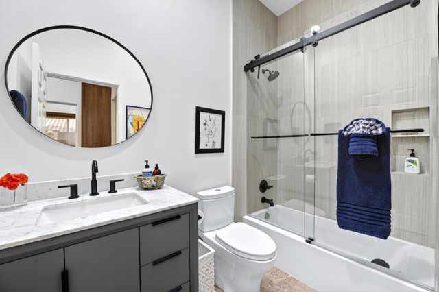 53605 Avenida Navarro, La Quinta, CA 92253