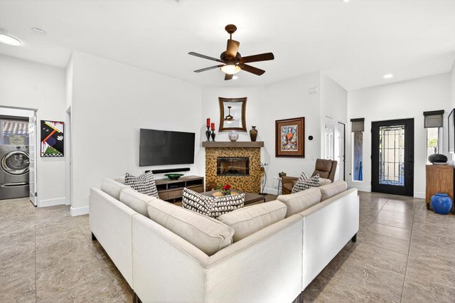 53605 Avenida Navarro, La Quinta, CA 92253