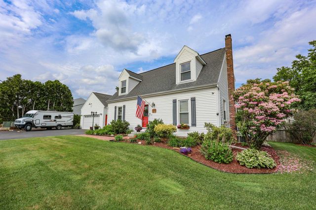 176 Stanton Street, Manchester, NH 03103