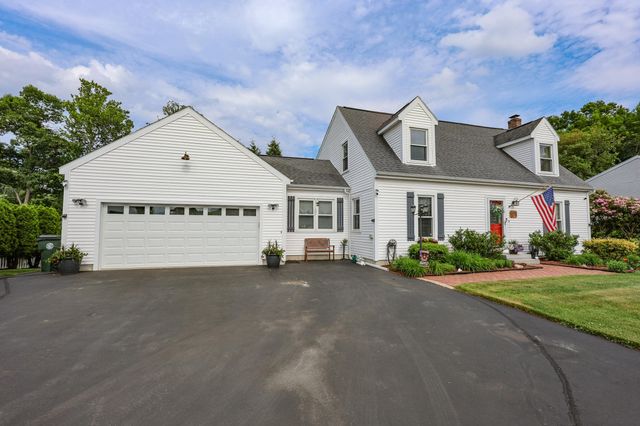 176 Stanton Street, Manchester, NH 03103