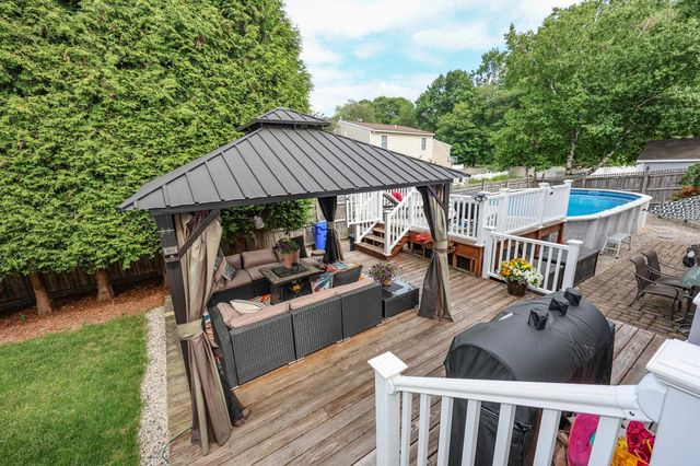 176 Stanton Street, Manchester, NH 03103