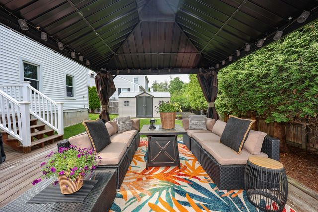 176 Stanton Street, Manchester, NH 03103