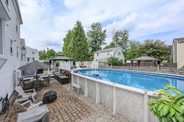 176 Stanton Street, Manchester, NH 03103