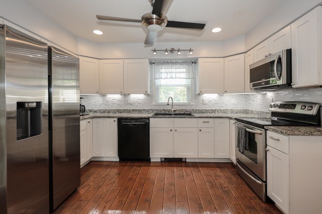 176 Stanton Street, Manchester, NH 03103