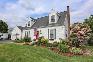 176 Stanton Street, Manchester, NH 03103