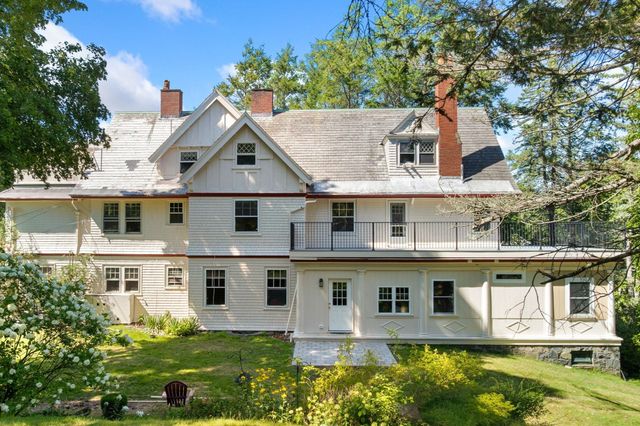 56 Vinton Street 6, Melrose, MA 02176