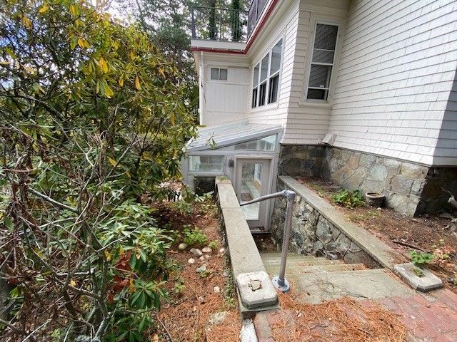 56 Vinton Street 6, Melrose, MA 02176