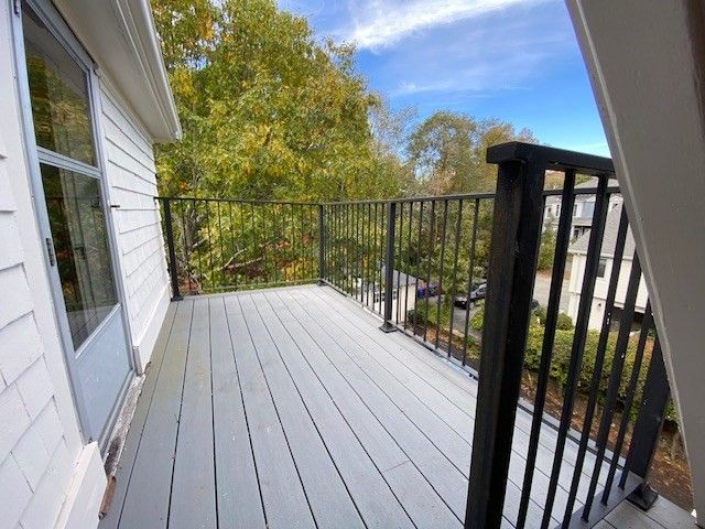 56 Vinton Street 6, Melrose, MA 02176