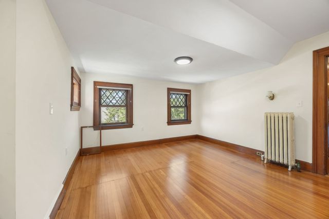 56 Vinton Street 6, Melrose, MA 02176