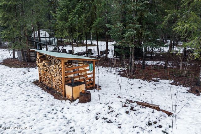 870 Samuels RD, Sandpoint, ID 83864