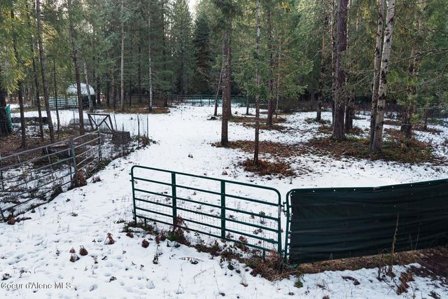 870 Samuels RD, Sandpoint, ID 83864