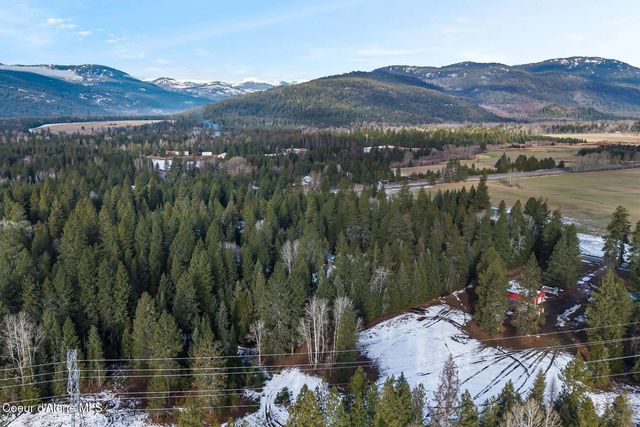 870 Samuels RD, Sandpoint, ID 83864
