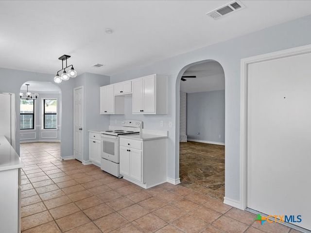 3705 Basset Drive, Killeen, TX 76543